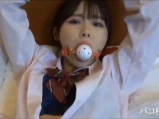 中出美形素人女 一刀未剪撮影！人生诚实朴素白皙女高中生